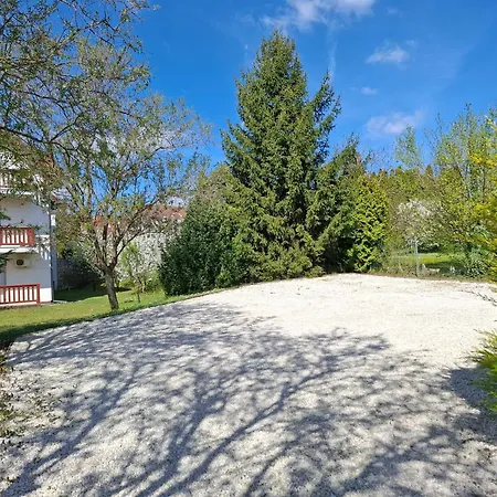 Mézi Lazy Apartman